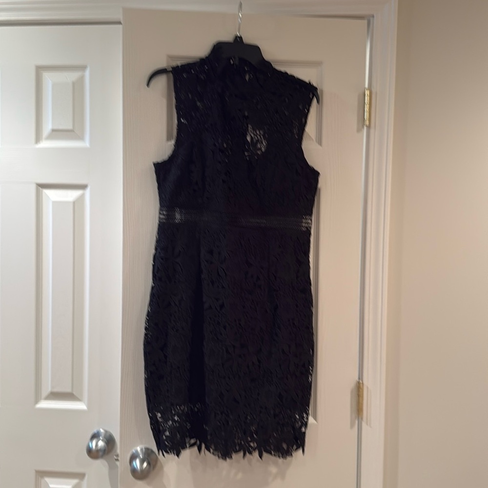 Stunning black black dress never worn tags on